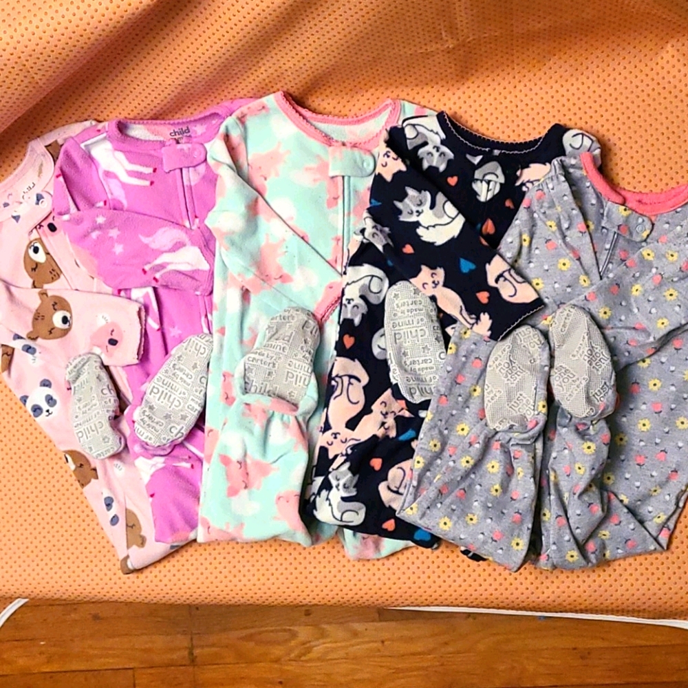 Carter's footie pajamas 12 months 5 pair